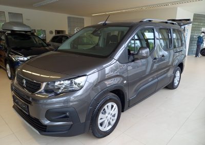Citroën, Peugeot a Opel se zbavují v EU osobních dodávek se spalovacími motory – uživatelé s hendikepem však mají výjimku!
