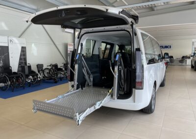 Zvedací plošina Babylift v novém Hyundai Staria