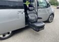 Hyundai Staria s otočným a výsuvným sedadlem ve druhé řadě