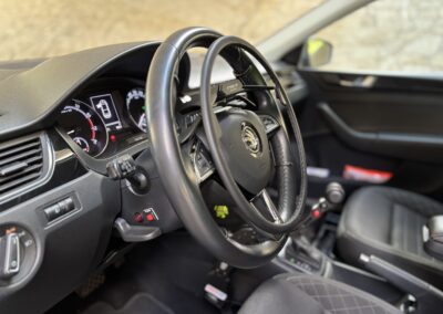 Ruční ovládání ve Škodě Rapid 1,0 TSI DSG
